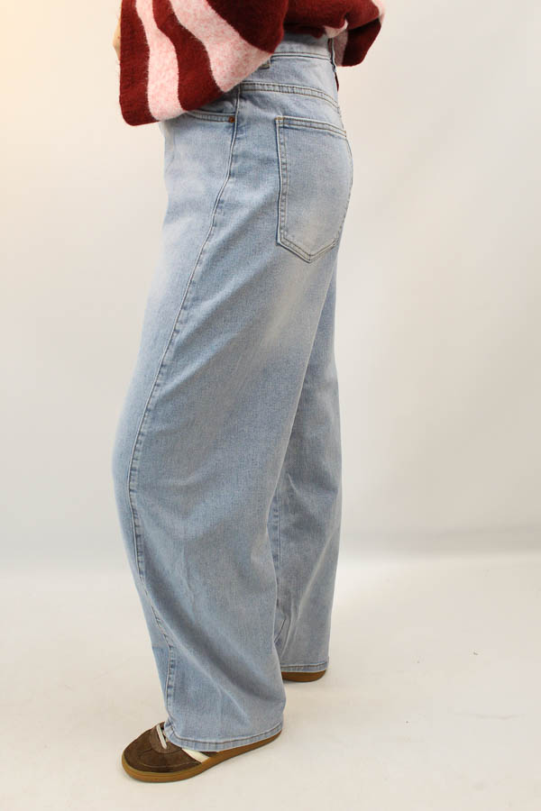 Balloon jeans lichtblauw | Fem - Afbeelding 1