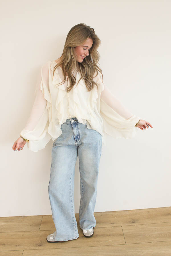 Blouse ruffels beige | Margriet - Afbeelding 3