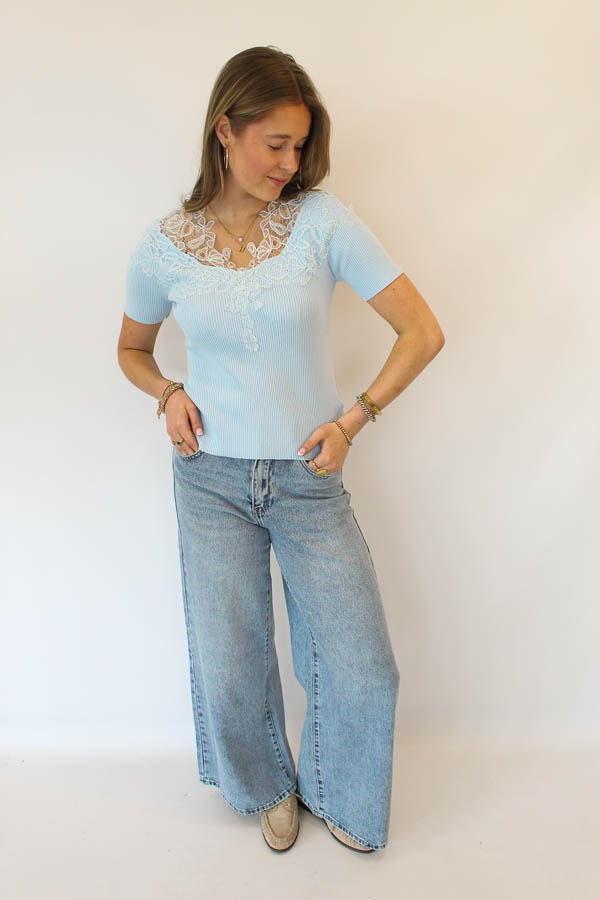 Fijngebreide top blauw | Esra - Afbeelding 3