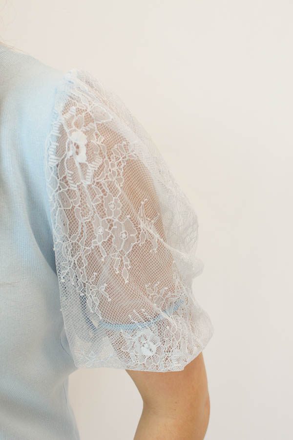 Fijngebreide top blauw | Julia - Afbeelding 3