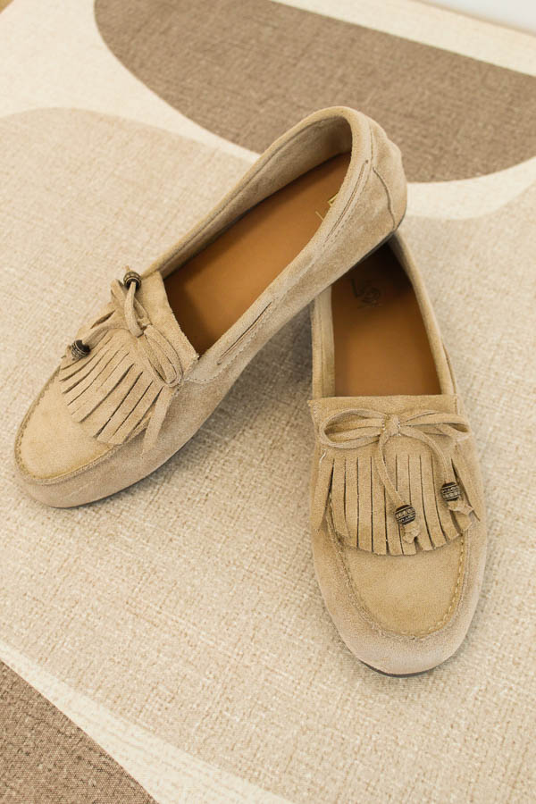 Fringe loafers beige | Clare