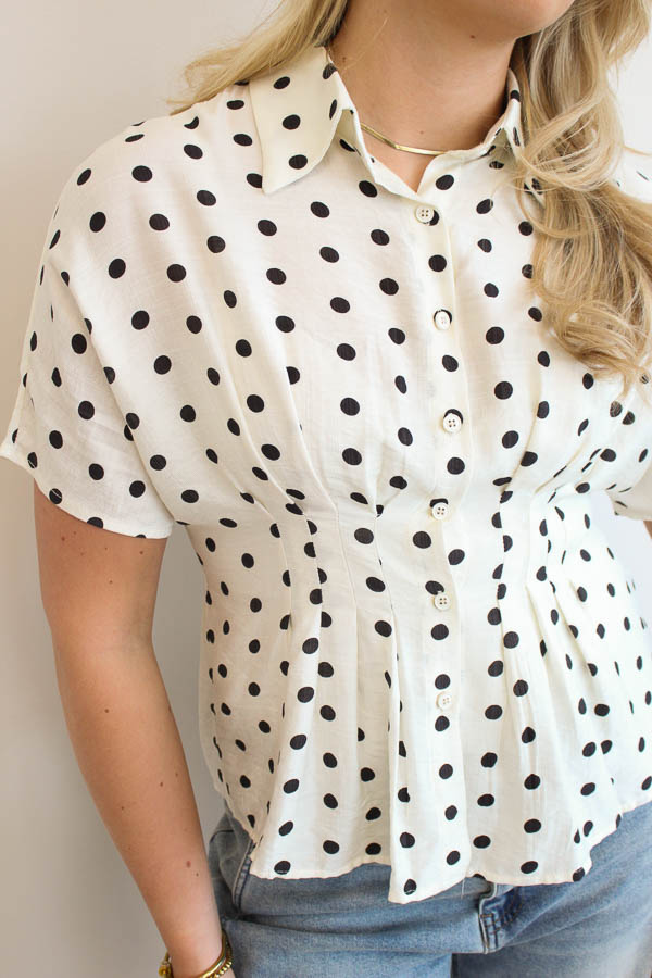 Getailleerde blouse ecru | Polka