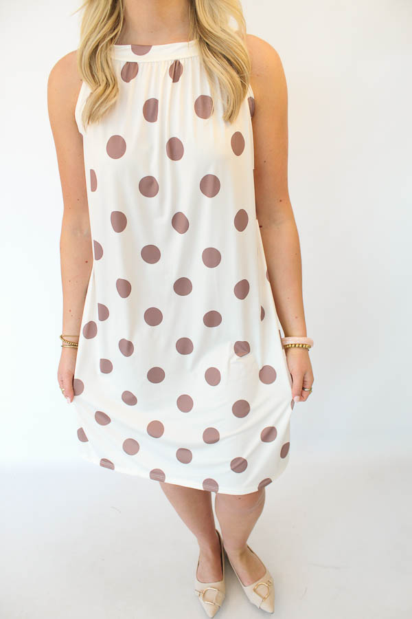 Halter jurk beige | Meike - Afbeelding 2