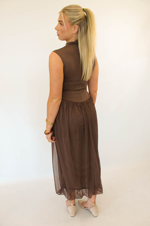 Lange jurk bruin | Denise - Afbeelding 4