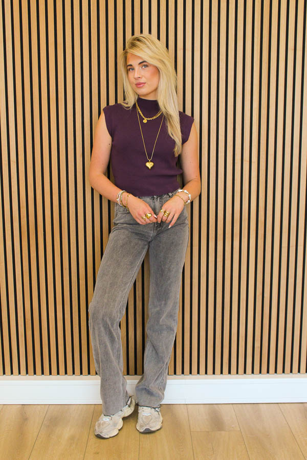 Mouwloos top aubergine | Brigit - Afbeelding 2