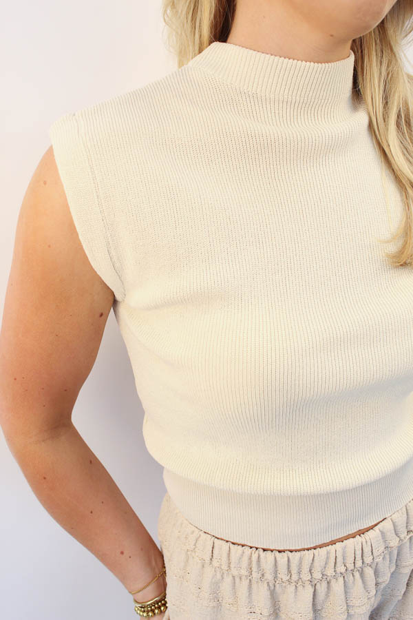 Mouwloos top beige | Brigit - Afbeelding 2