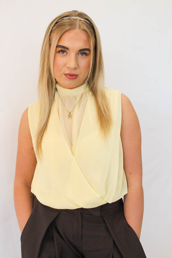 Mouwloos top geel | Fancy