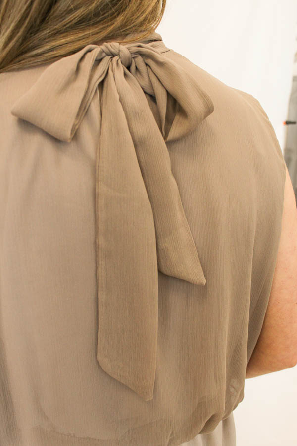 Mouwloos top taupe | Fancy - Afbeelding 4