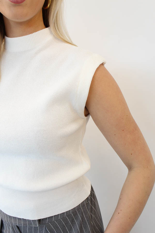 Mouwloos top wit | Brigit - Afbeelding 2