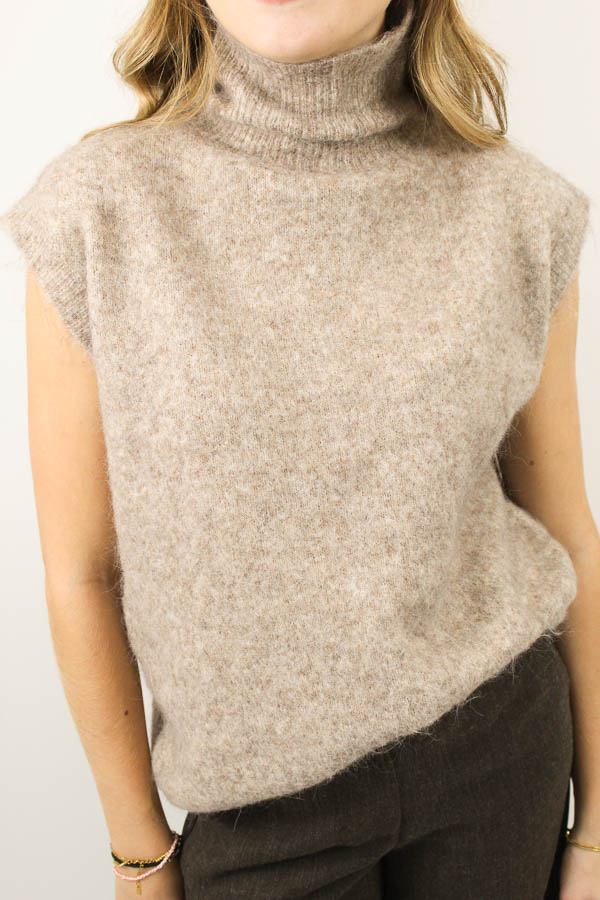Mouwloze Coltrui taupe | Inez - Afbeelding 2