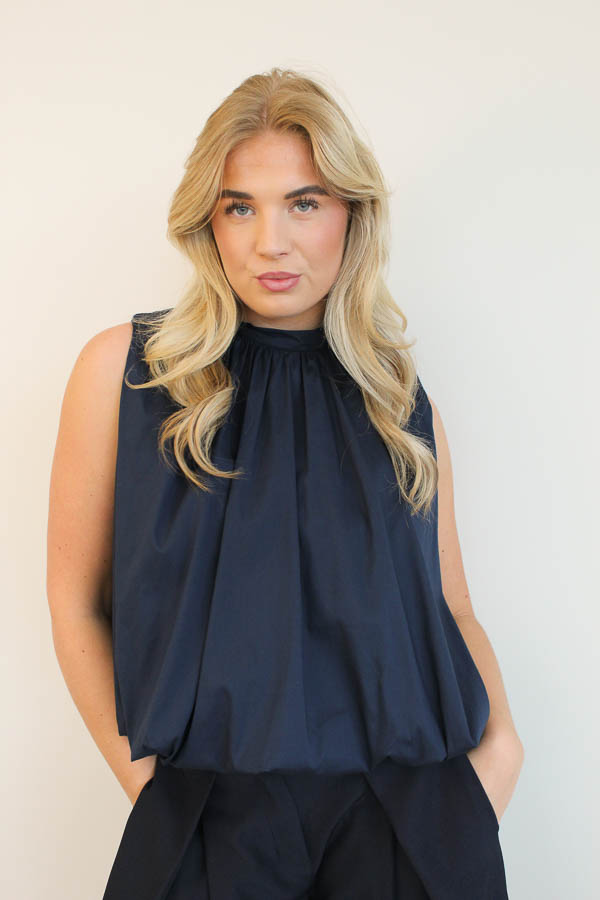 Mouwloze blouse top navy | Eve