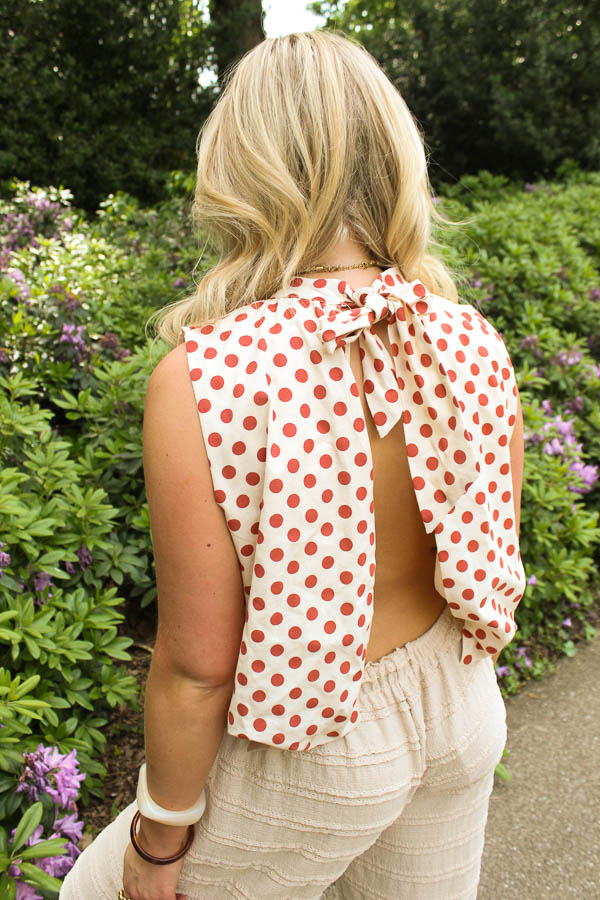 Mouwloze blouse top rood | Jara - Afbeelding 3