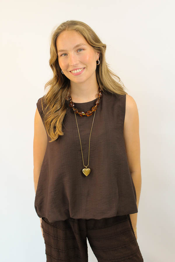 Mouwloze top bruin | Mayla