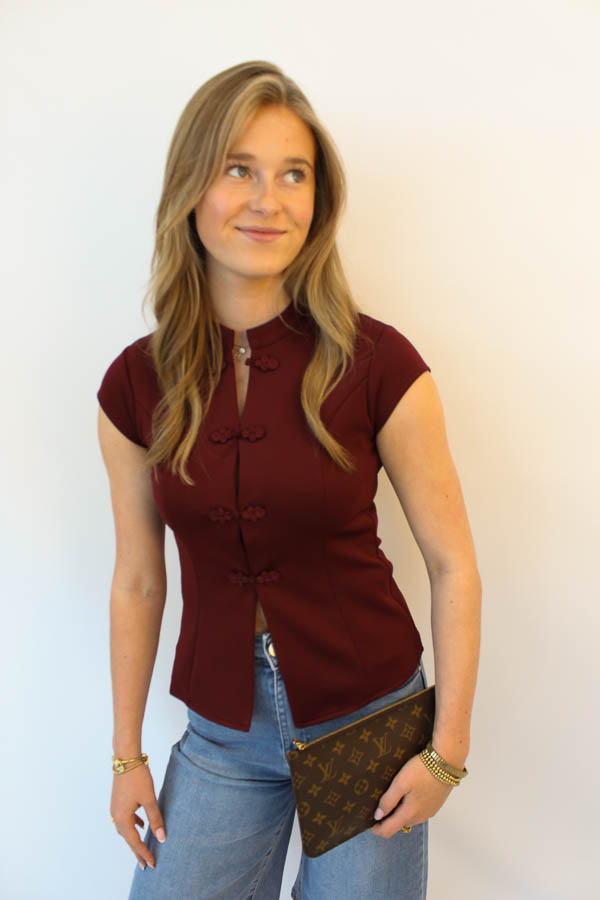 Top met knopen bordeaux | Vera