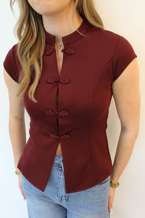 Top met knopen bordeaux | Vera - Afbeelding 1