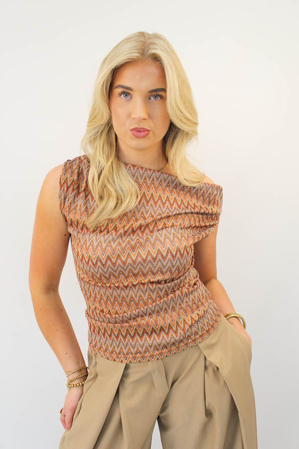 Top shoulder bruin | Bella