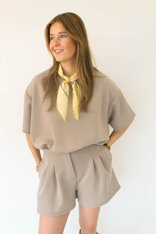 Tweedelig set taupe | Yael - Afbeelding 2