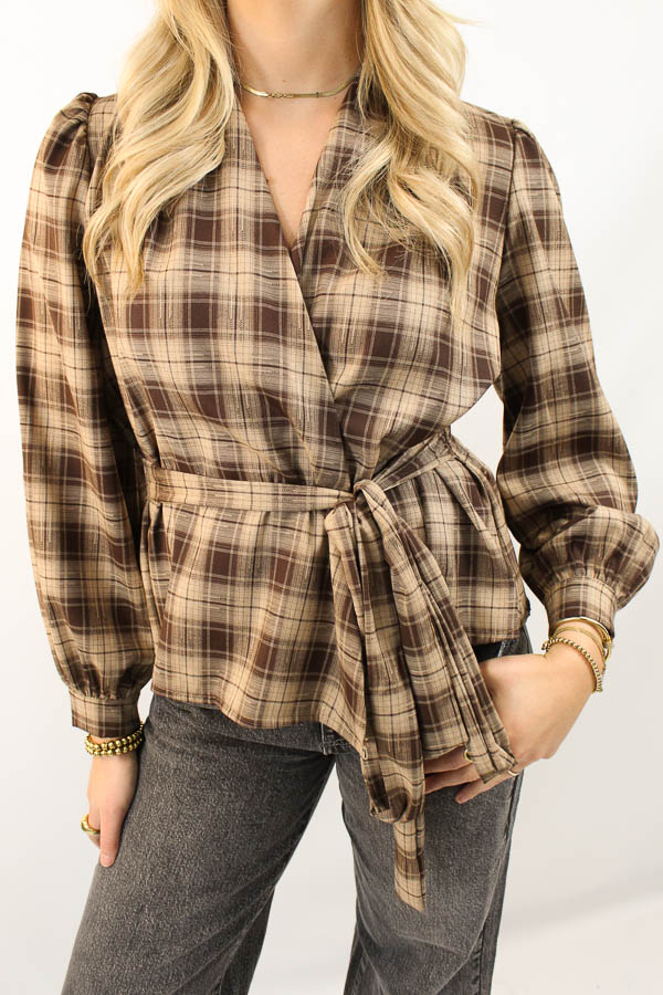 Wikkelblouse ruiten bruin | Fee  - Afbeelding 2