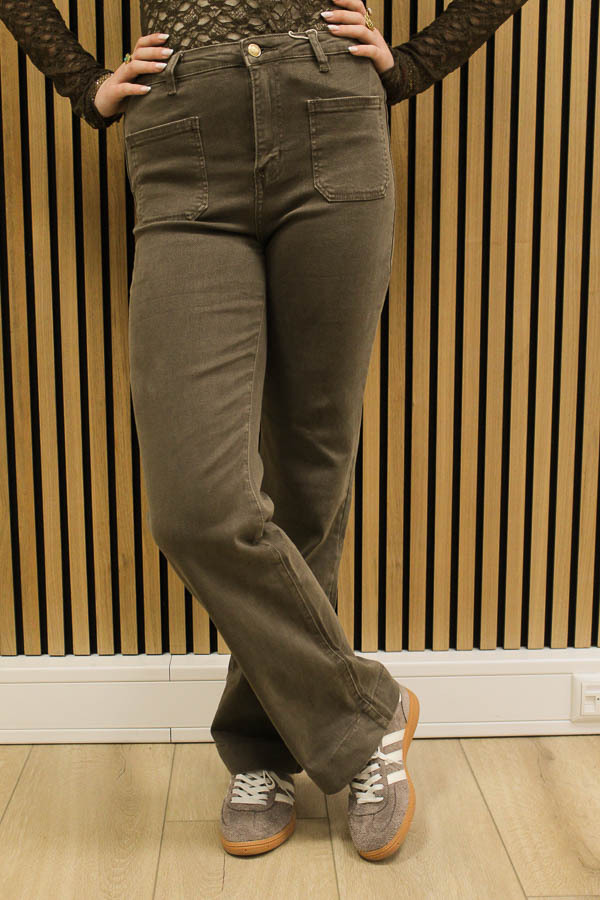 Flared_jeans_lichtbruin_-_Kitty-7242