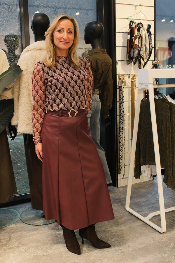 Midi_leerlook_rok_bordeaux_-_Marja-7297