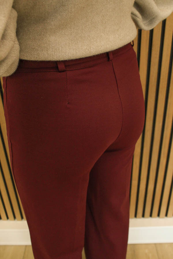 Wijde_broek_bordeaux_-_Lexi_3-7395