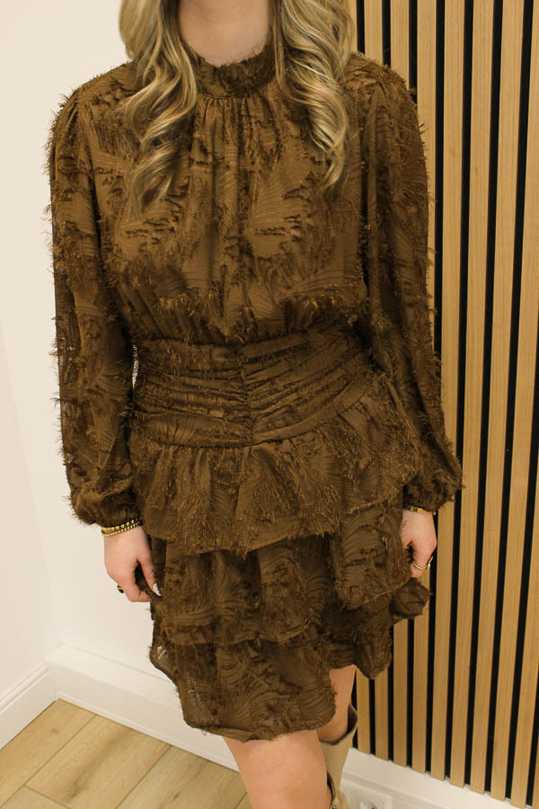 Ruffle_jurk_bruin_-_Grace_2-2
