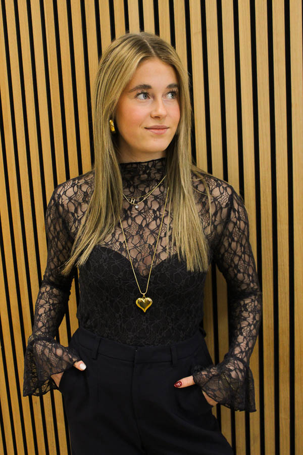 Lace_top_marine_-_Tess-8077