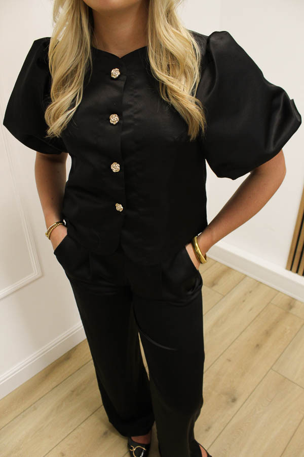 Blouse_pofmouw_zwart_-_Meggy-8340