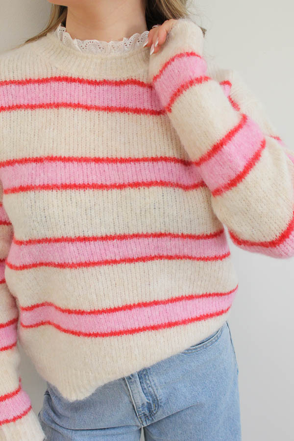 Trui_strepen_roze_-_Sofia_1-2