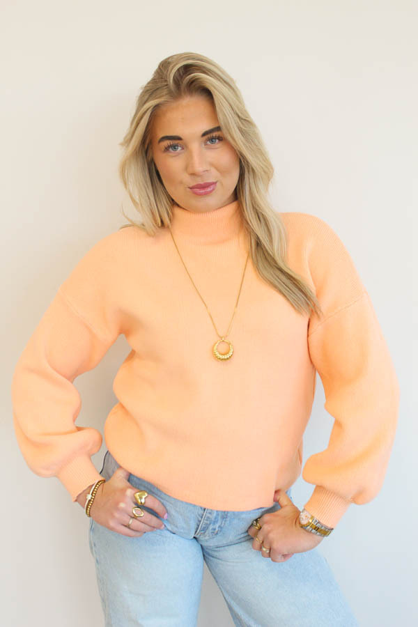 Trui_volant_mouw_perzik_-_Amalia_1-8998