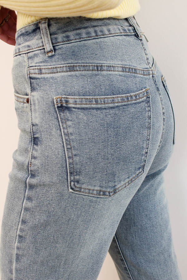 Straight_fit_jeans_blauw_-_Josje_3-2_h61