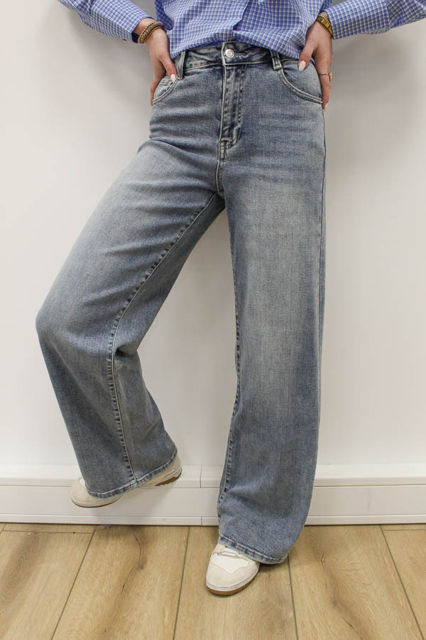 Straight_jeans_blauw_-_Lauren_3-9221