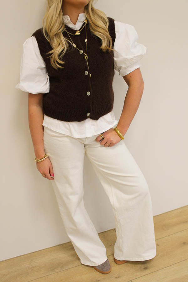 Knitted_gilet_bruin_-_Melissa_2-9185