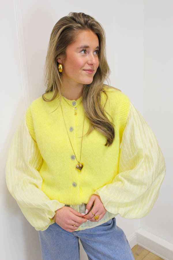 Knitted_gilet_geel_-_Melissa_1-9129