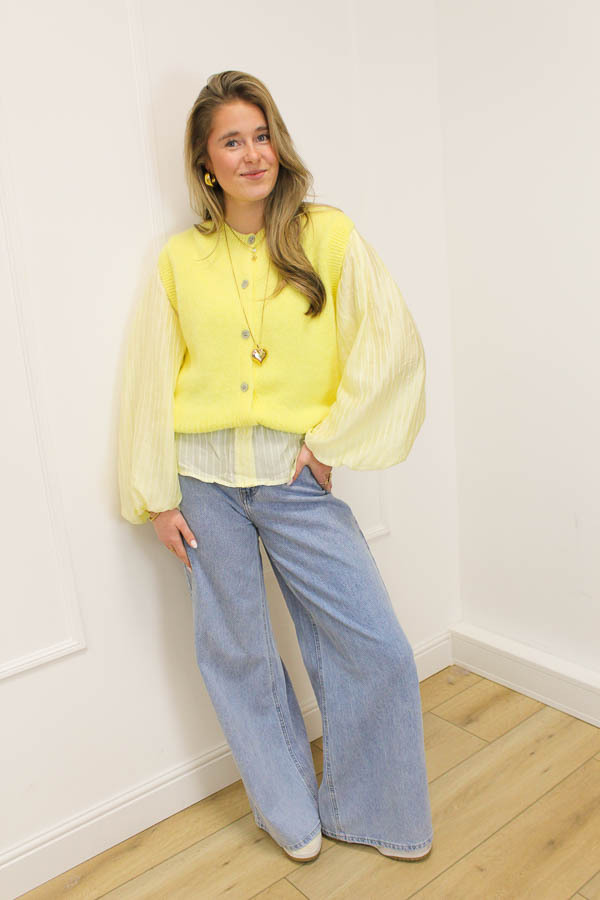 Knitted_gilet_geel_-_Melissa_2-9128