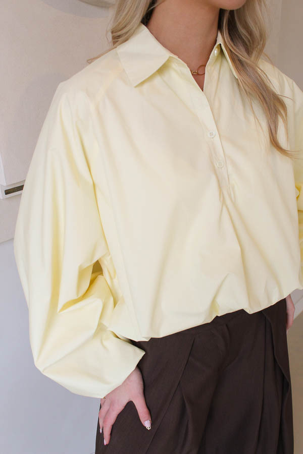 Blouse_pofmouwen_geel_-_Kacy_2-9735