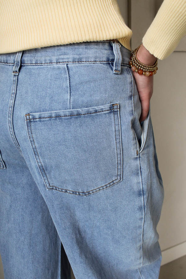 Barrel_jeans_blauw_-_Pleun_2-9704