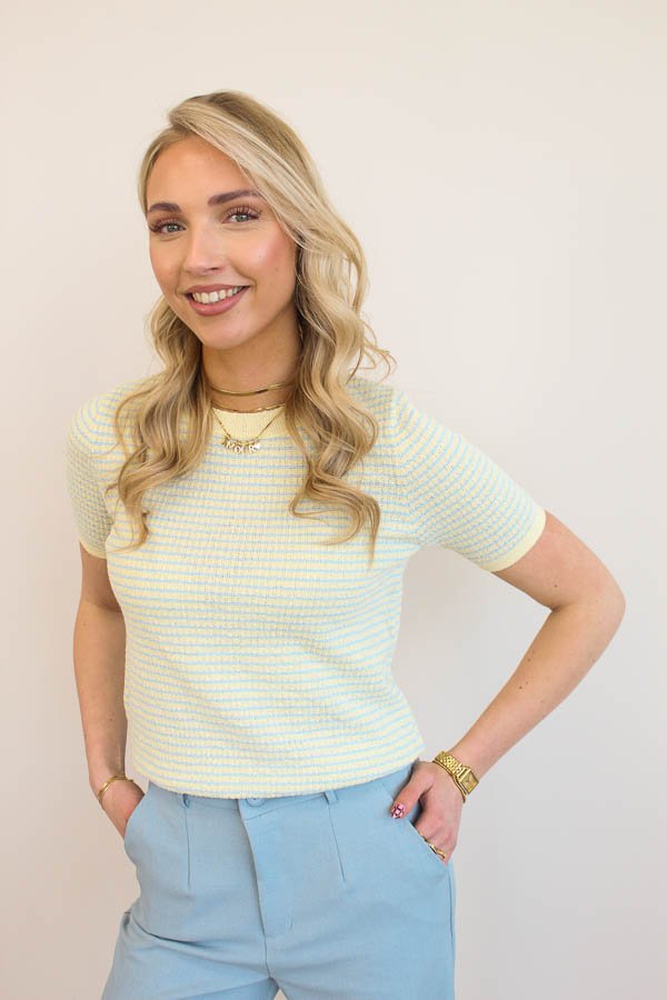 Fijngebreide_top_geel_-_Kim-8