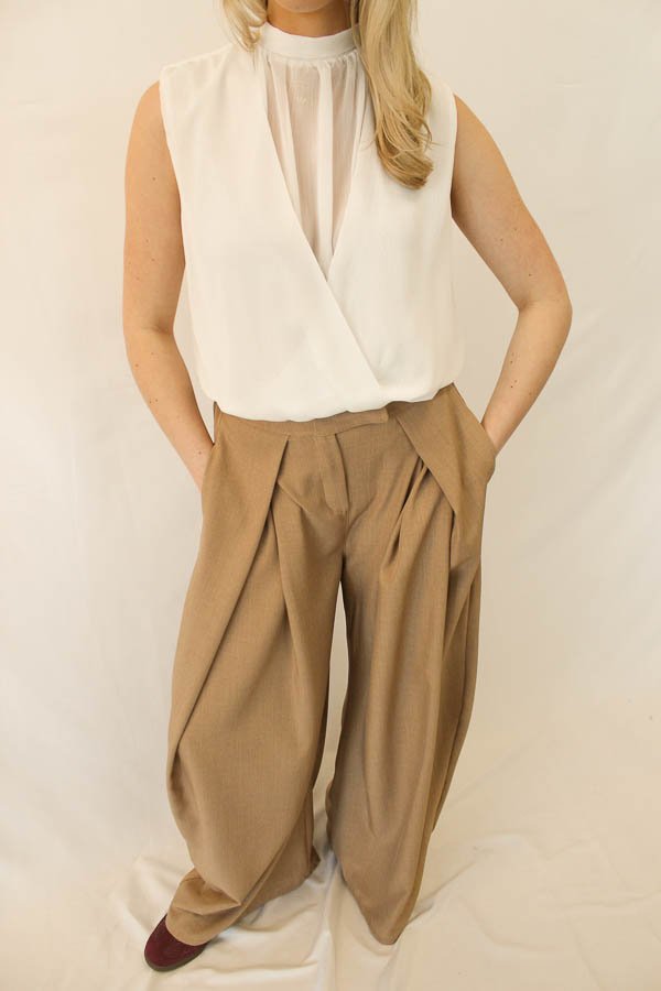 Mouwloos_top_wit_-_Fancy_4-0677