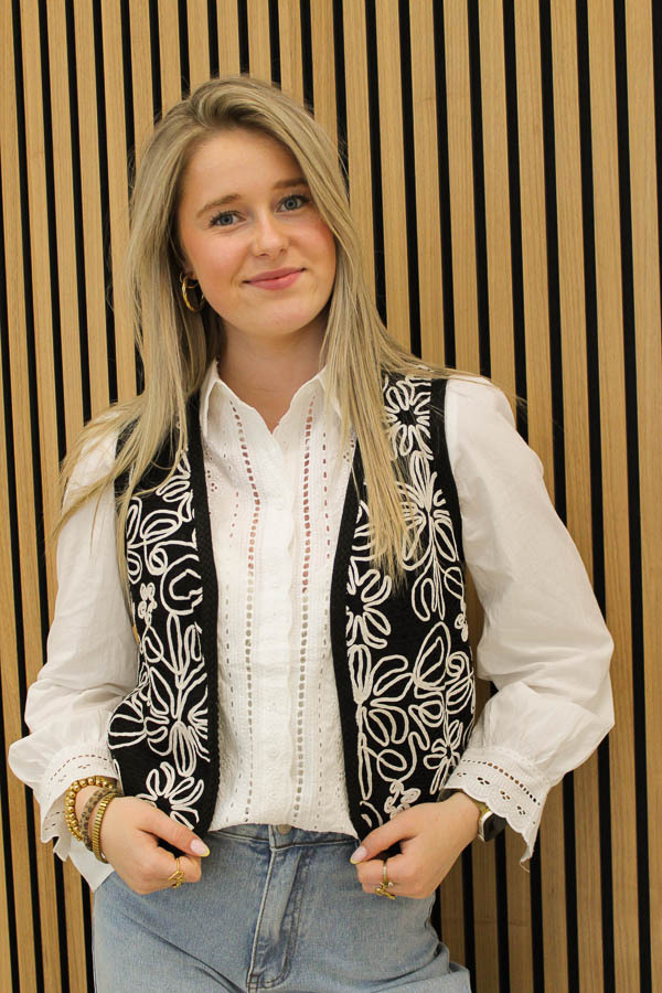 Boho_gilet_borduursel_zwart-27