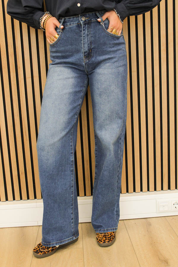 Wide_leg_jeans_blauw_-_Ellen-5404