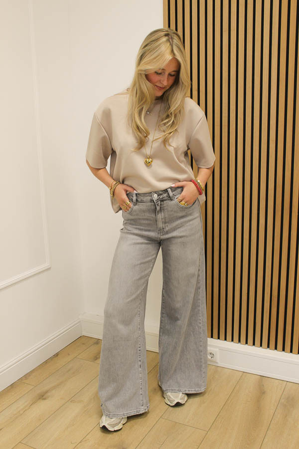 Viscose_shirt_zand_-_Nikki_2-6136