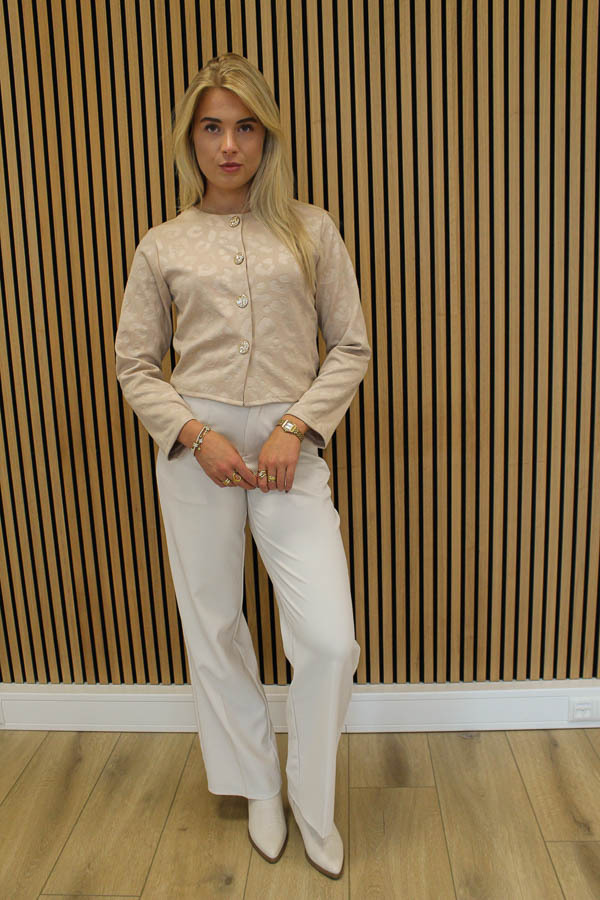 Vest_knopen_beige_-_Elin_3-6117