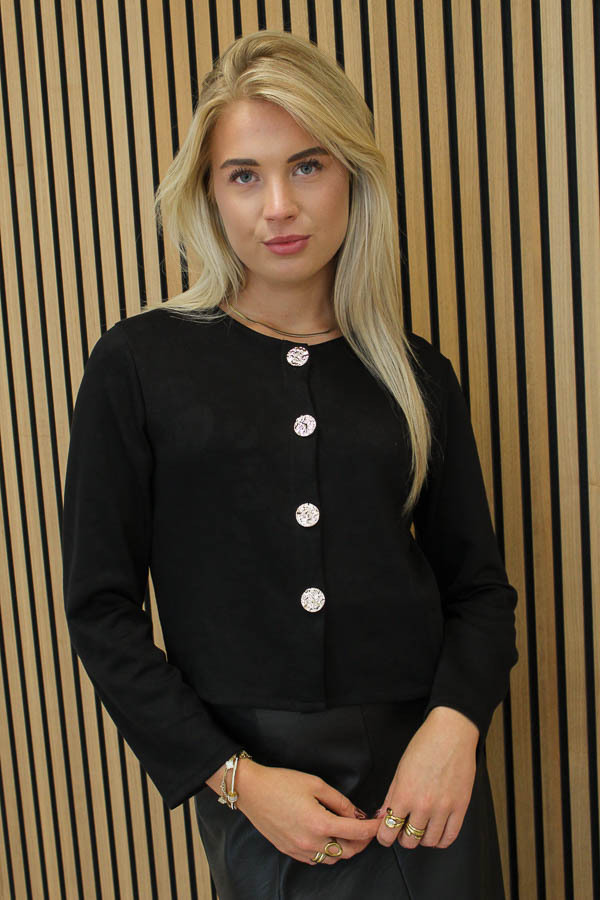 Vest_knopen_zwart_-_Elin-6094