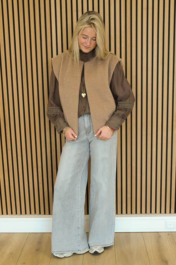 Cozy_gilet_beige_-_Fleur_3-6355