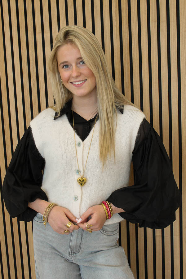 Knitted_gilet_ecru_-_Melissa-2