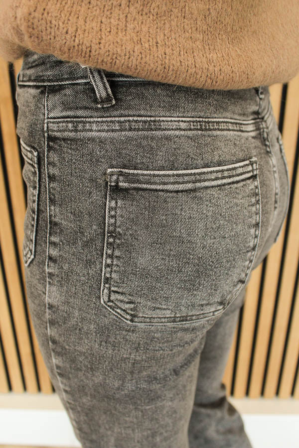 Flared_jeans_grijs_-_Kitty_2-6491